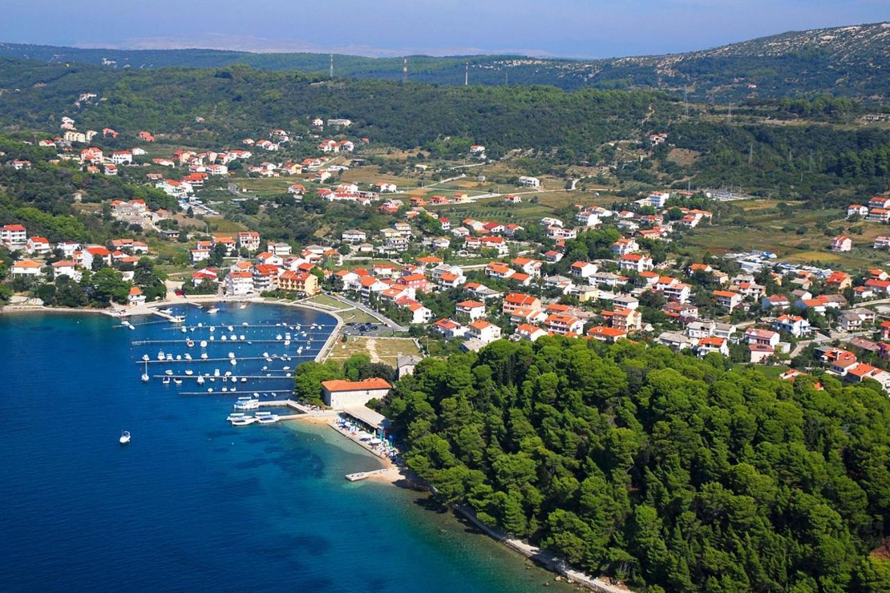 Studio Palit 3195A Kültér fotó